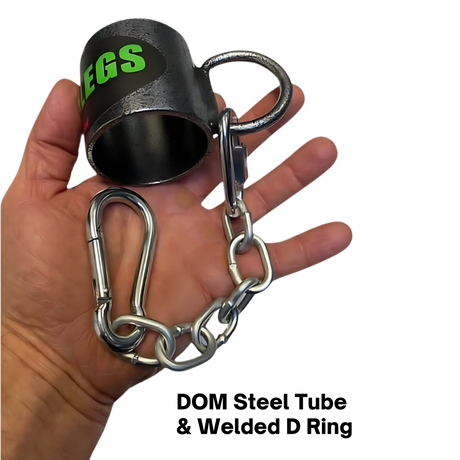 A hand holds the HOG LEGS Landmine Olympic T-Bar Row Handles Attachment Ring with a chain and carabiner—perfect for adding row handle accessories or enhancing your landmine rows.