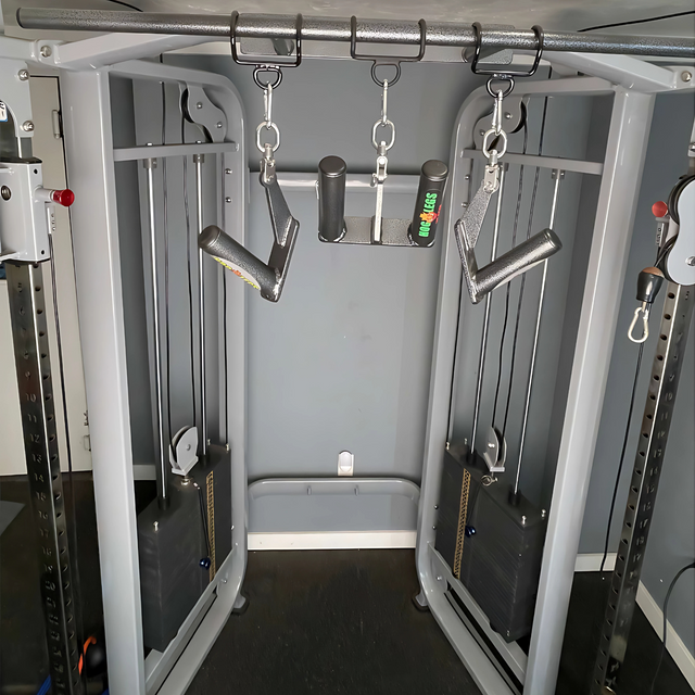 The HOG LEGS 'multi-row' Low Pulley Cable Row Handles Plus with Pull Up Hook & Snap Link is ideal for FAT Grip Cable Rowing or enhancing Pull-Ups as part of your gym routine.