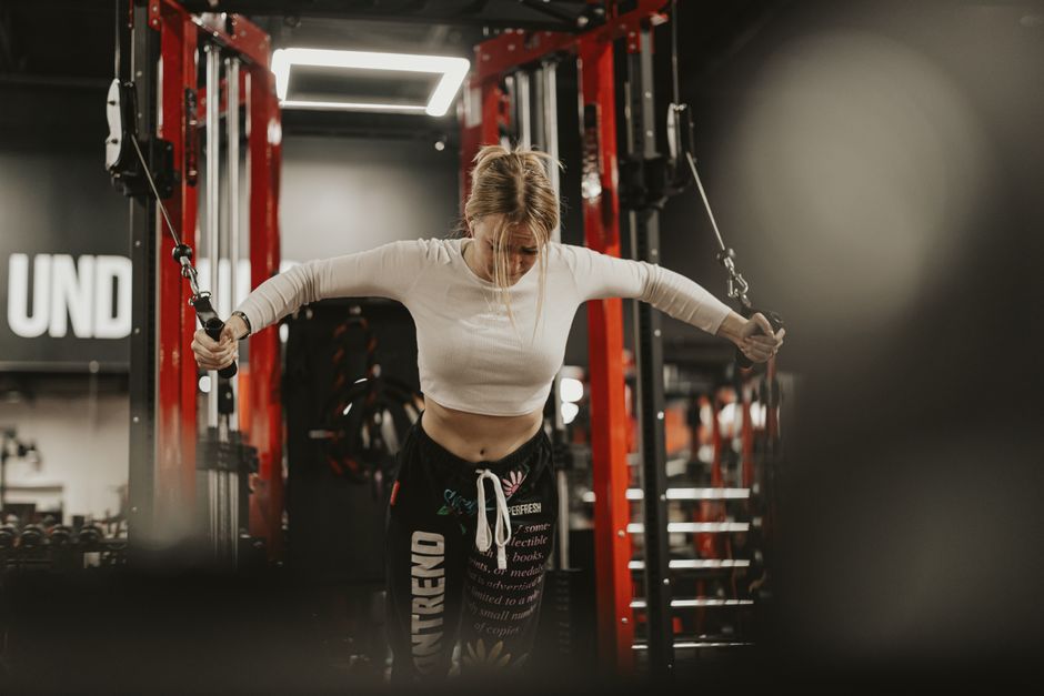 Cable Attachment for Back Exercises