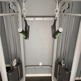 The HOG LEGS Jawbone Single Fat Grip Cable Machine Handle is designed for focused single-arm cable rows and enhanced grip strength, ideal for use with dual cable pulley machines in the gym.