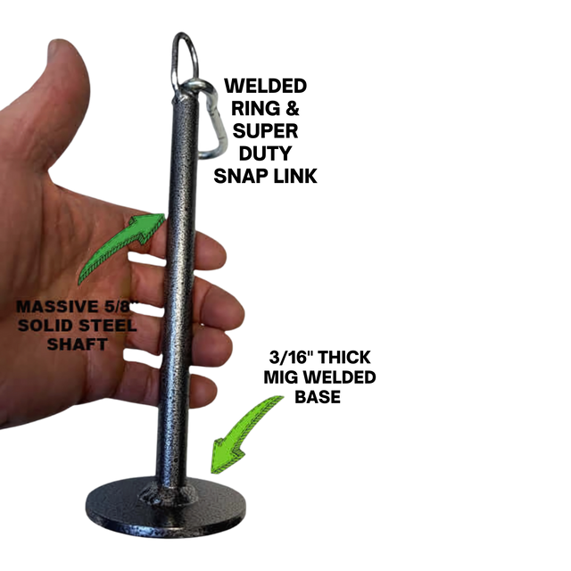 A hand grips the LOADING PIN for Weight Plates plus Dip Belt with chain HOOK, as green arrows and text highlight its key features and compatibility for weight training.